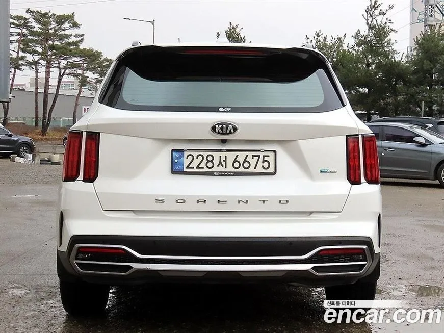 Kia Sorento — фото 4
