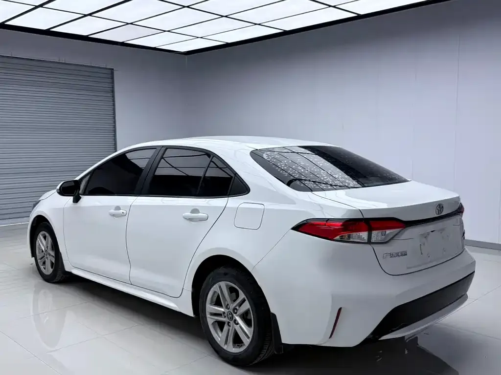 Toyota Levin — фото 10