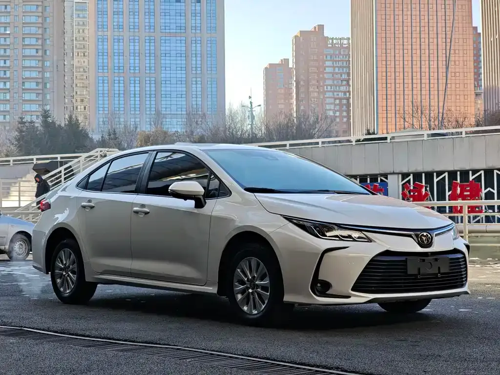 Toyota Corolla 2022 из CN, фото 10