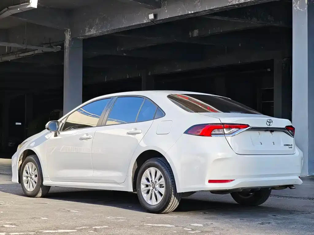 Toyota Corolla 2022 из CN, фото 8