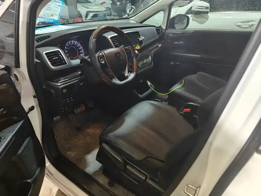 Honda Odyssey 2021 из CN, фото 3