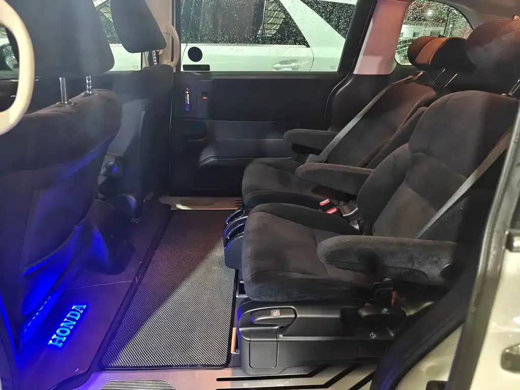 Honda Odyssey 2021 из CN, фото 2