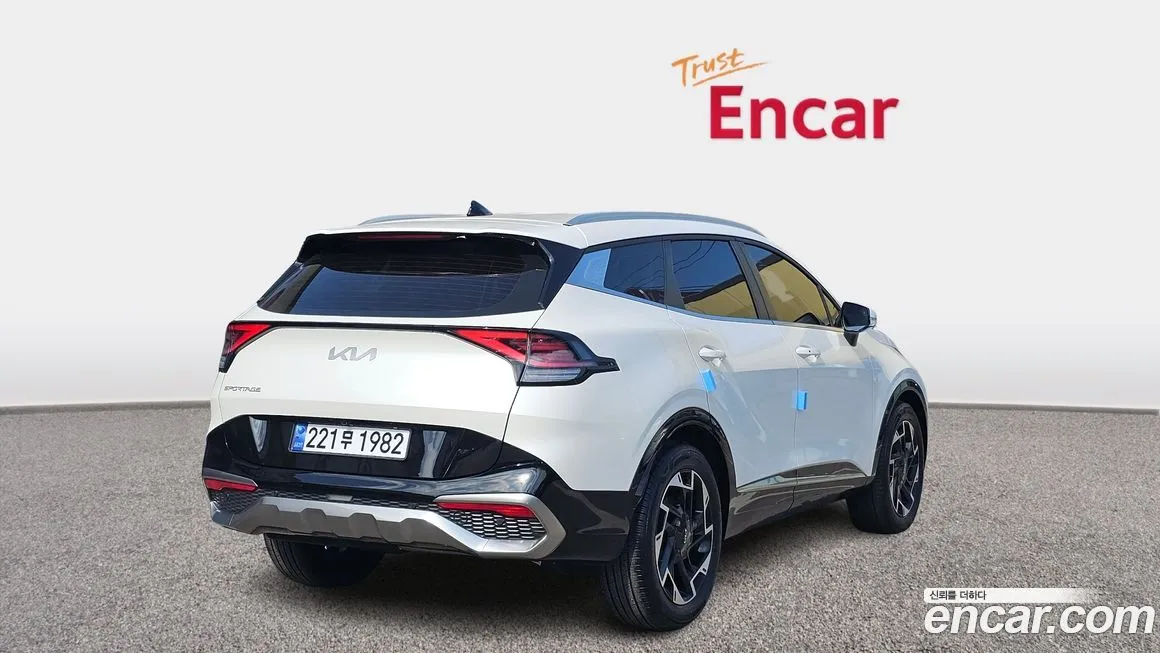 Kia Sportage — фото 10