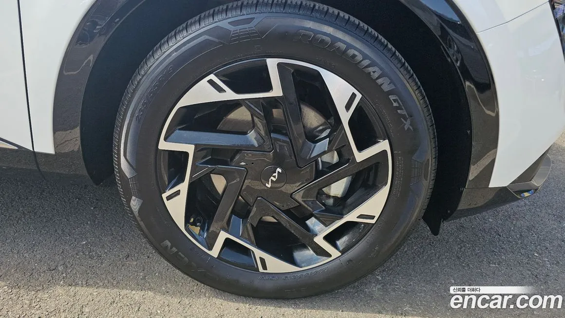 Kia Sportage — фото 9