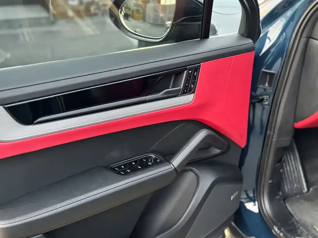 Porsche Cayenne 2024 из CN, фото 7