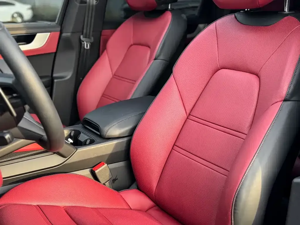 Porsche Cayenne 2024 из CN, фото 10