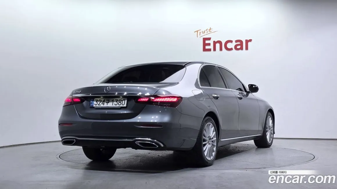 Mercedes-Benz E-Class 2021 из KR, фото 3
