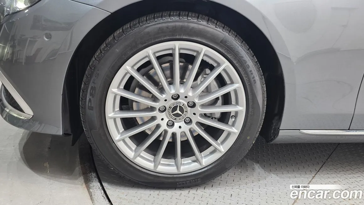 Mercedes-Benz E-Class 2021 из KR, фото 5