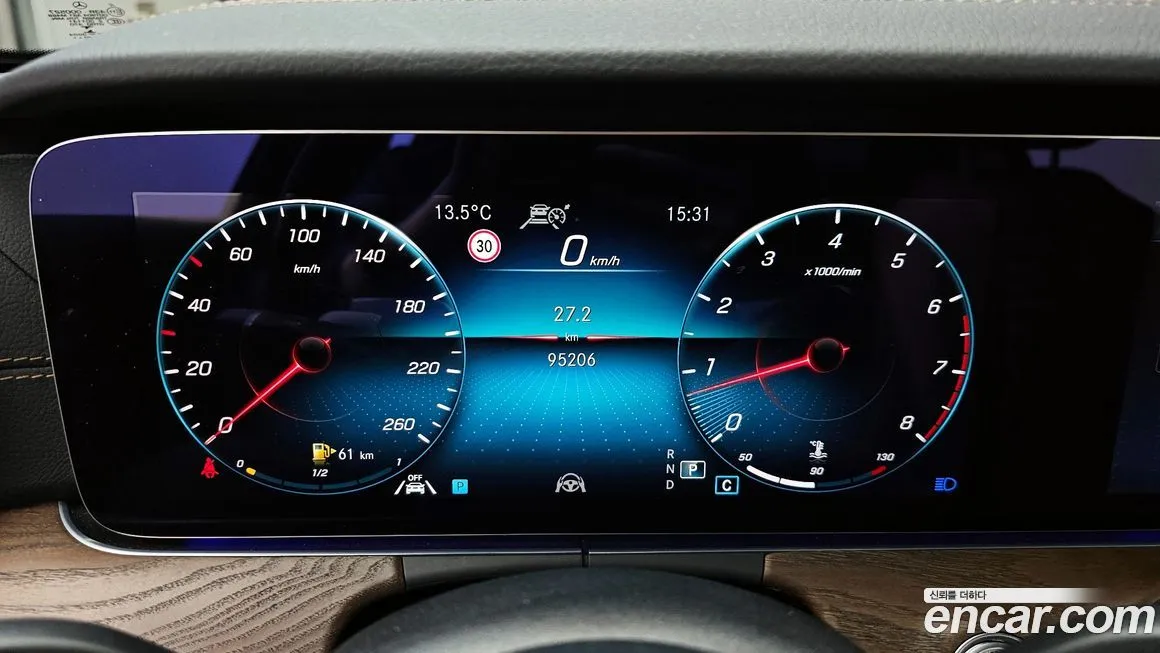 Mercedes-Benz E-Class 2021 из KR, фото 6