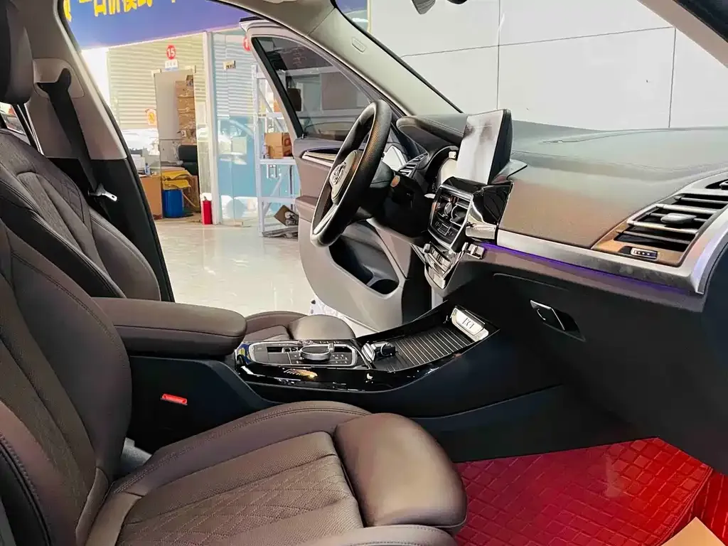 BMW iX3 2024 из CN, фото 3