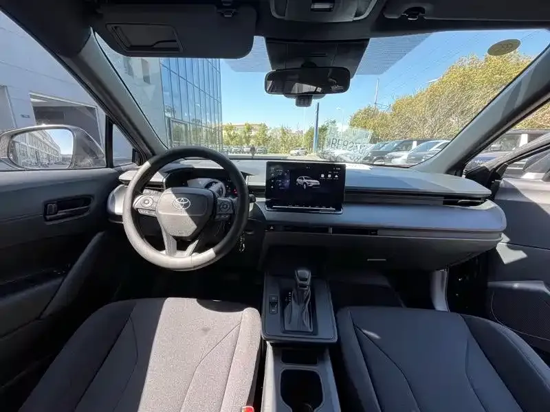 Toyota Corolla Cross 2026 из CN, фото 7