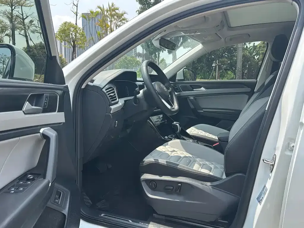 Volkswagen Tayron 2023 из CN, фото 3