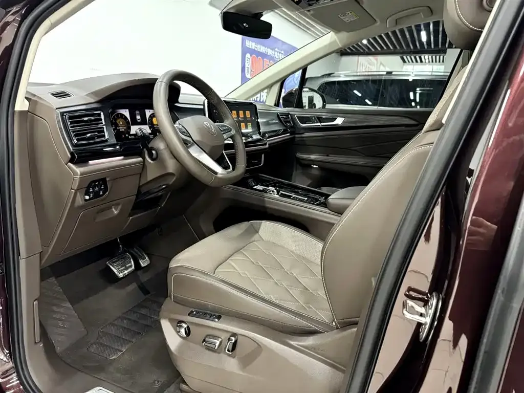 Volkswagen Viloran 2023 из CN, фото 5