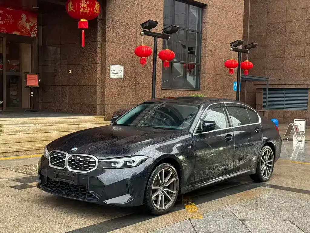 BMW 3 Series — фото 1