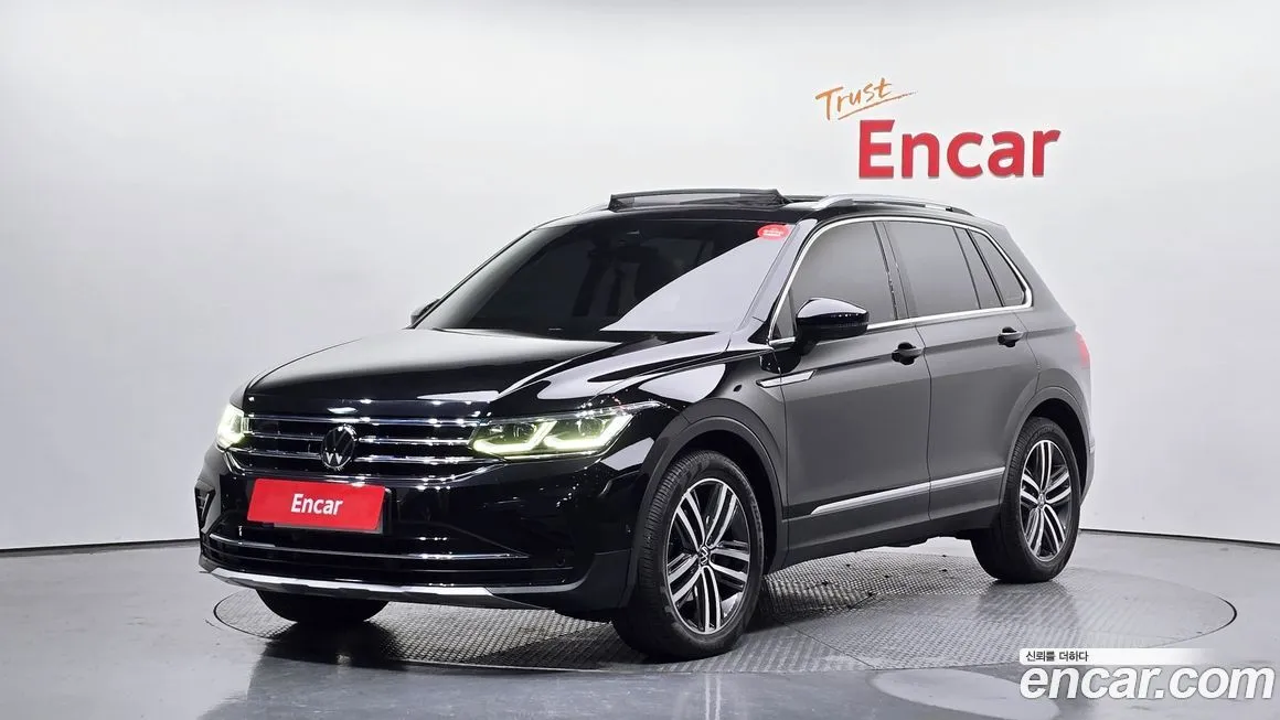 Volkswagen Tiguan — фото 1