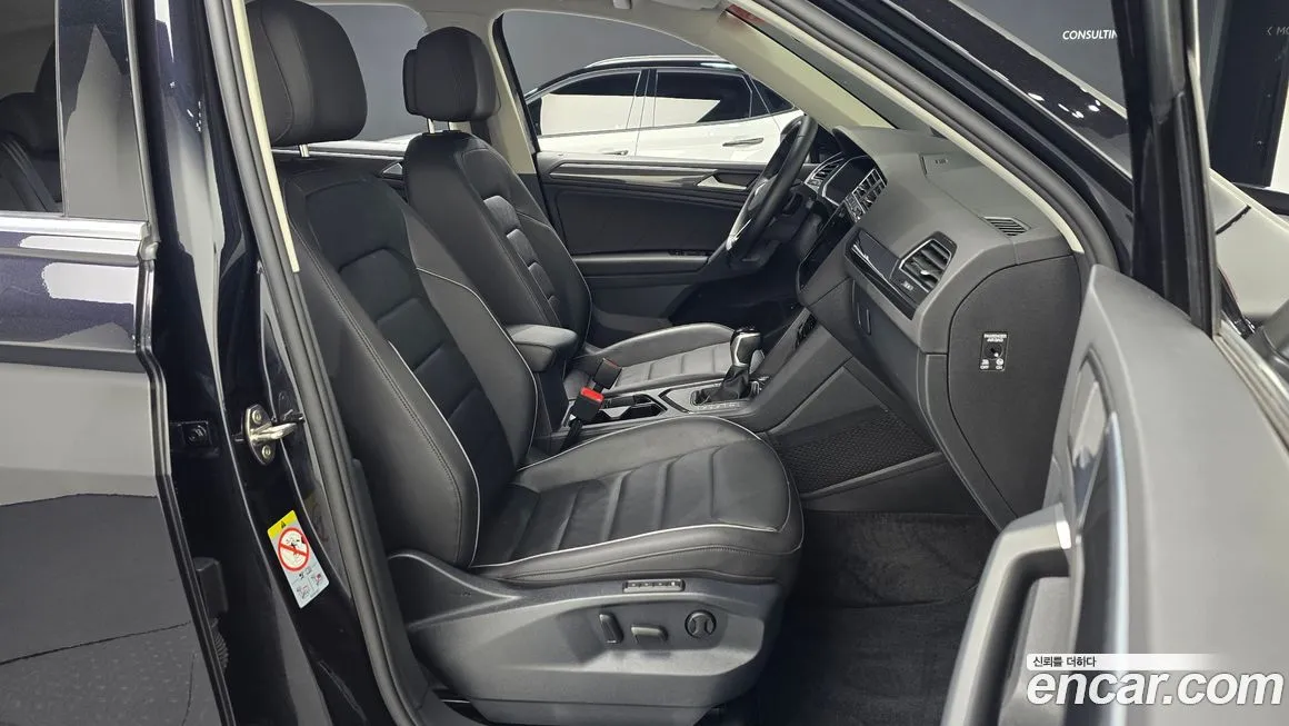 Volkswagen Tiguan — фото 7