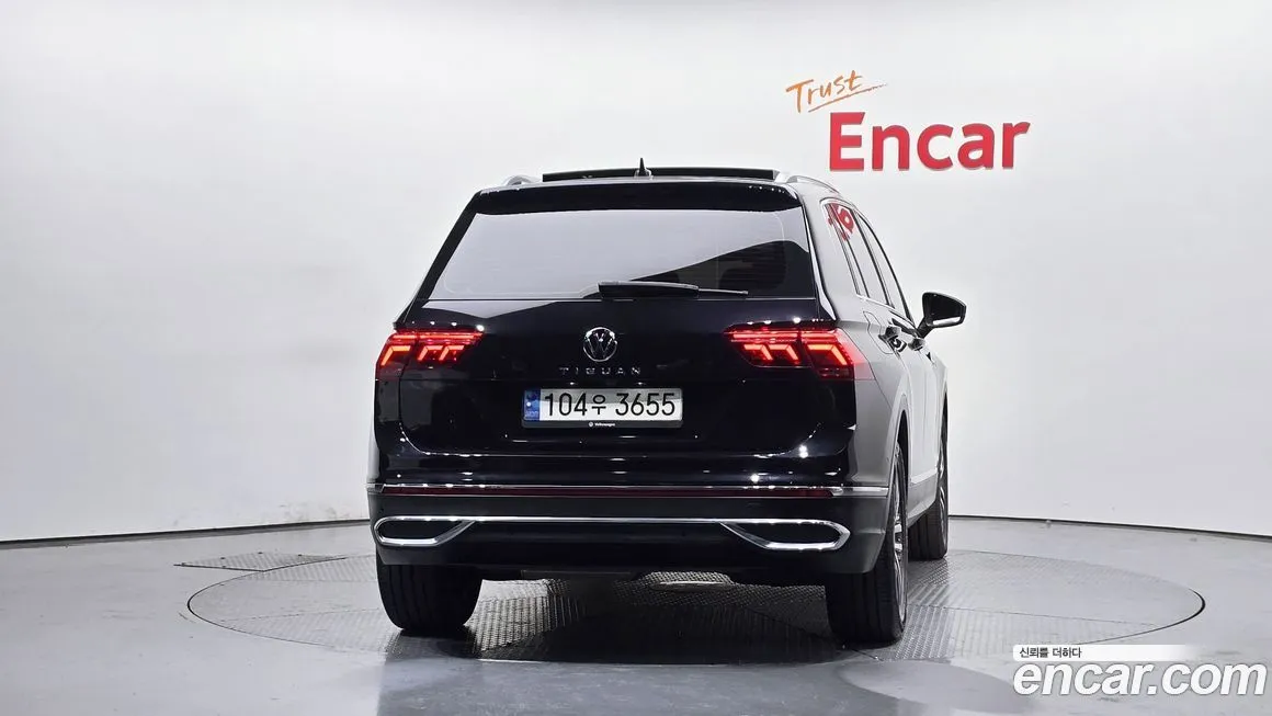 Volkswagen Tiguan — фото 4