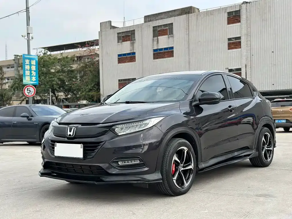 Honda Vezel — фото 9
