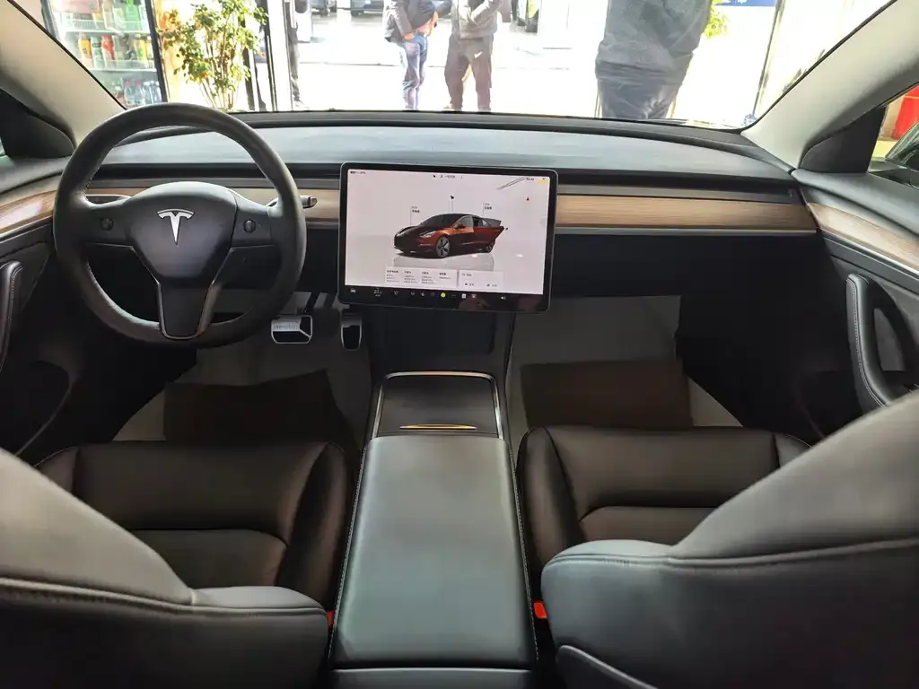 Tesla Model 3 2023 из CN, фото 5