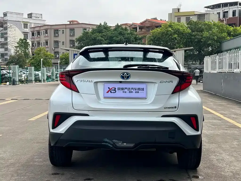 Toyota C-HR 2023 из CN, фото 3