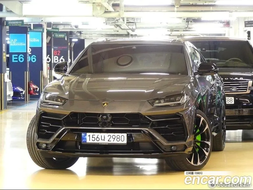 Lamborghini Urus