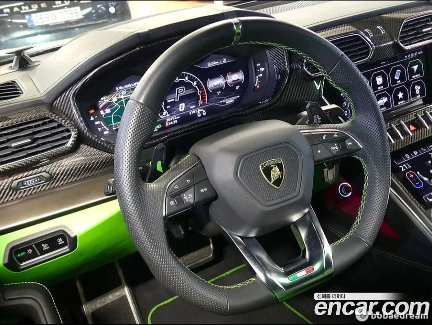 Lamborghini Urus — фото 10