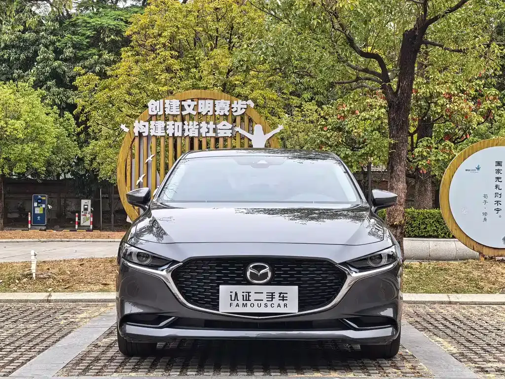 Mazda 3 Axela 2024 из CN, фото 2