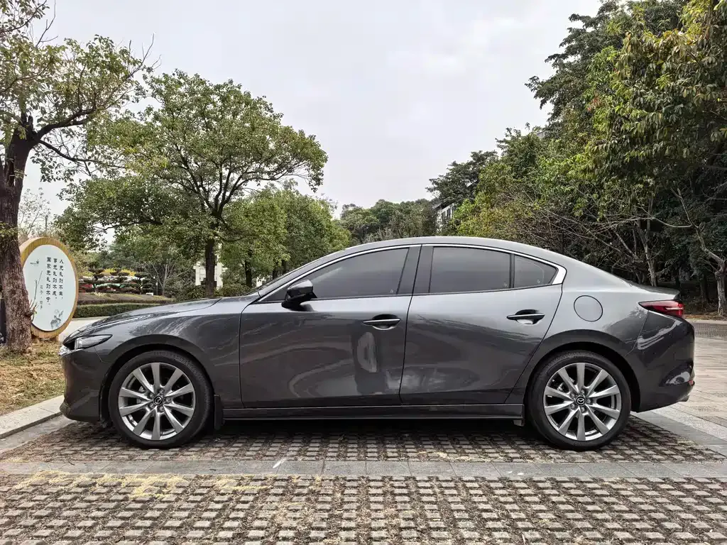 Mazda 3 Axela 2024 из CN, фото 5