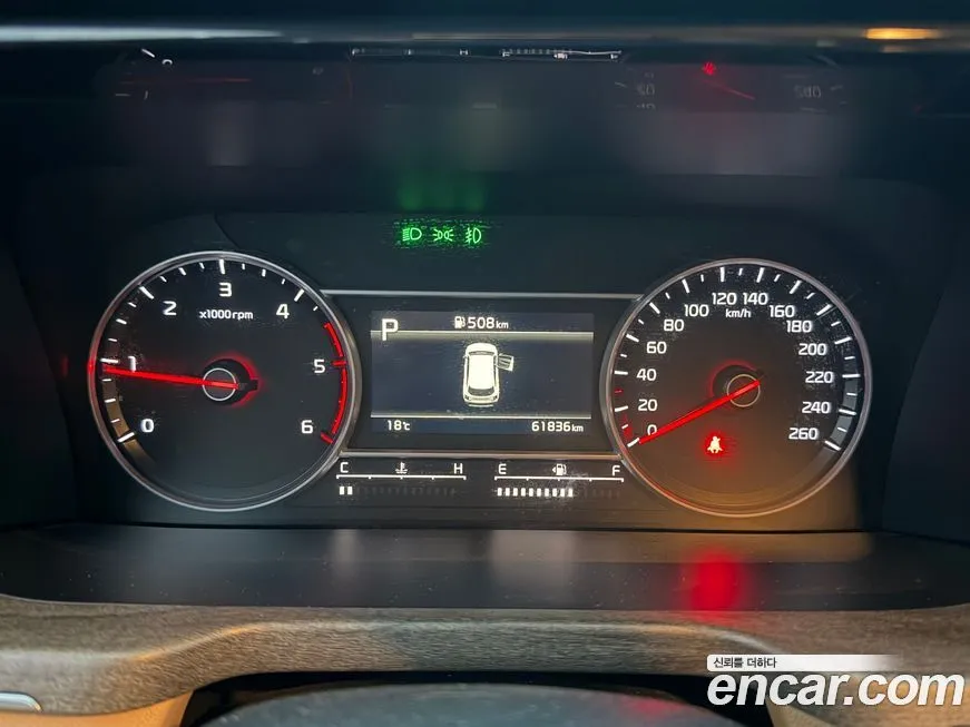 Kia Sorento — фото 7