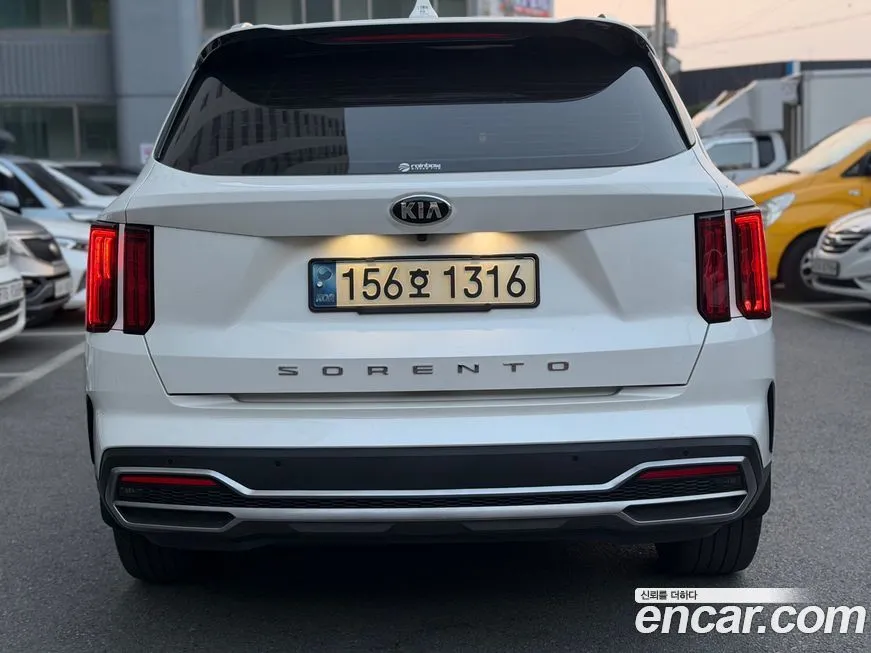 Kia Sorento — фото 3