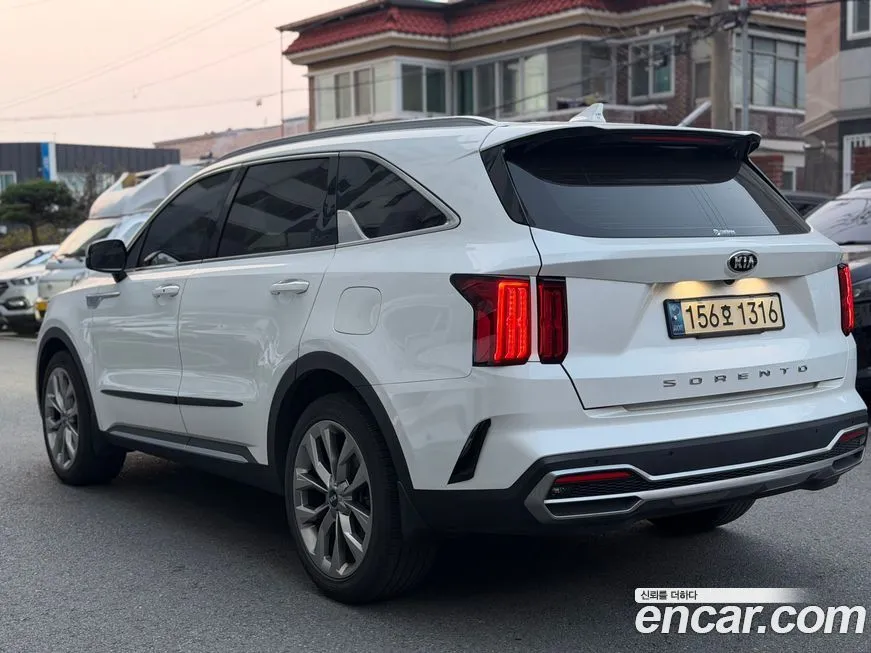Kia Sorento — фото 5