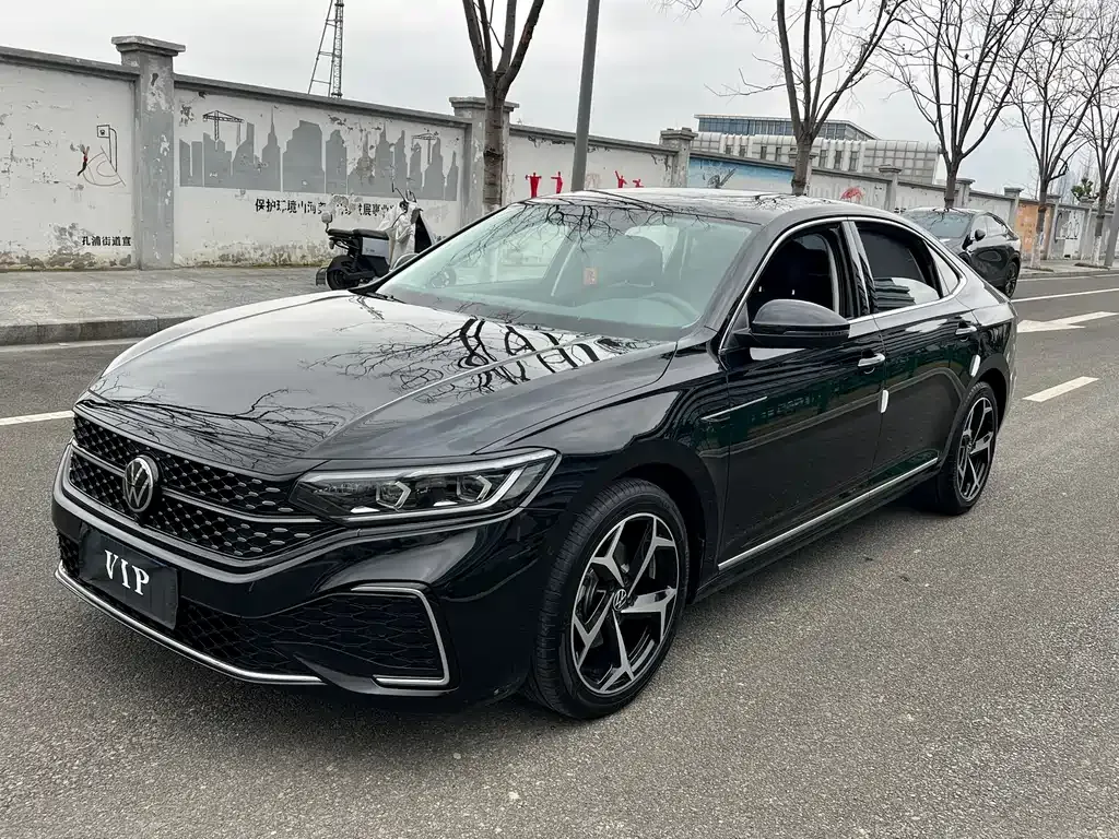 Volkswagen Passat 2024 из CN, фото 1