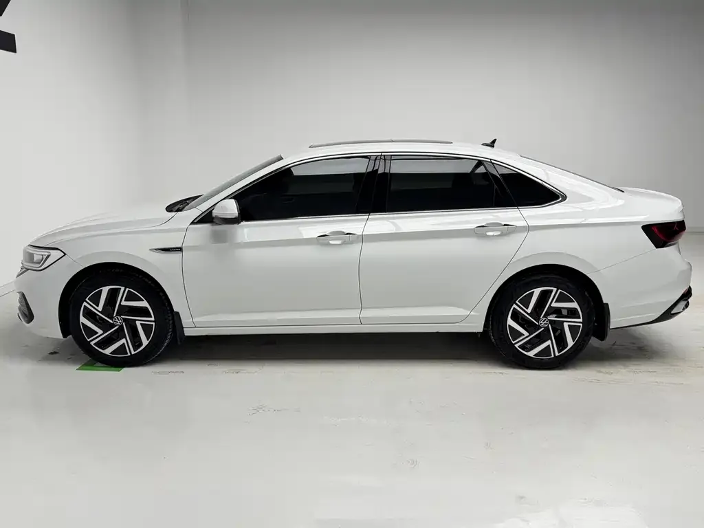 Volkswagen Sagitar 2023 из CN, фото 8
