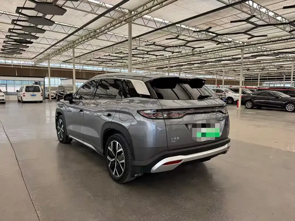 BYD L DM-i — фото 2
