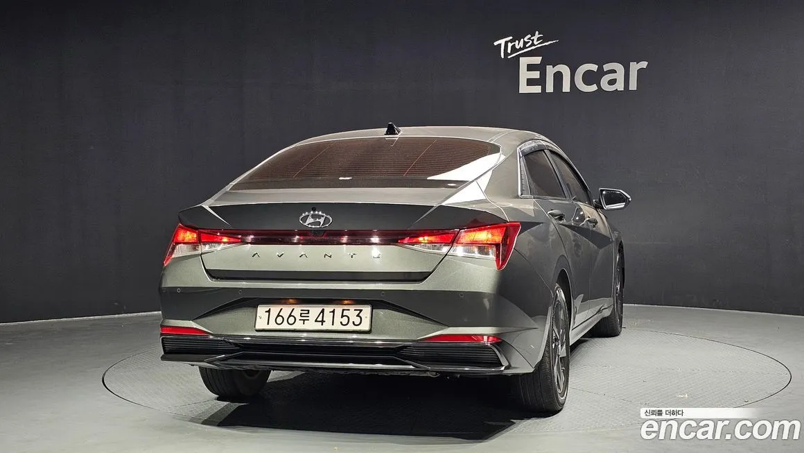 Hyundai AVANTE — фото 2