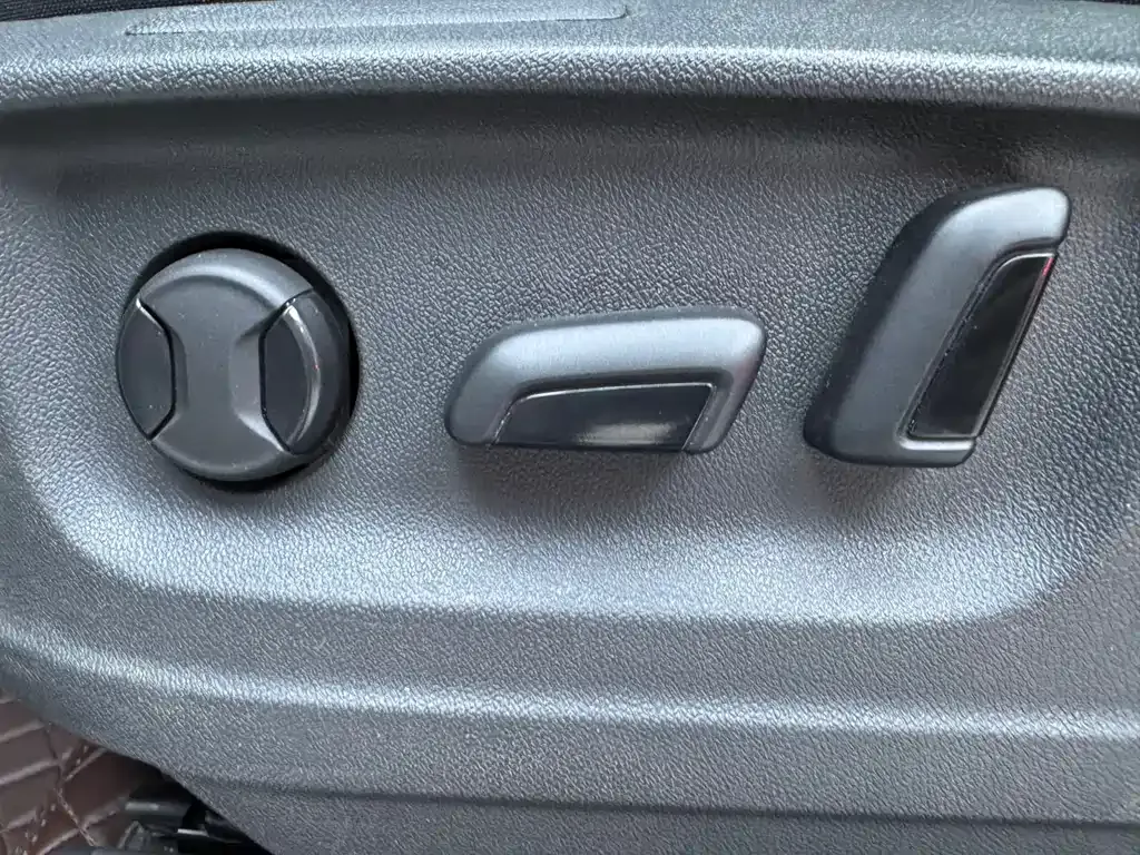 Volkswagen Tharu — фото 9