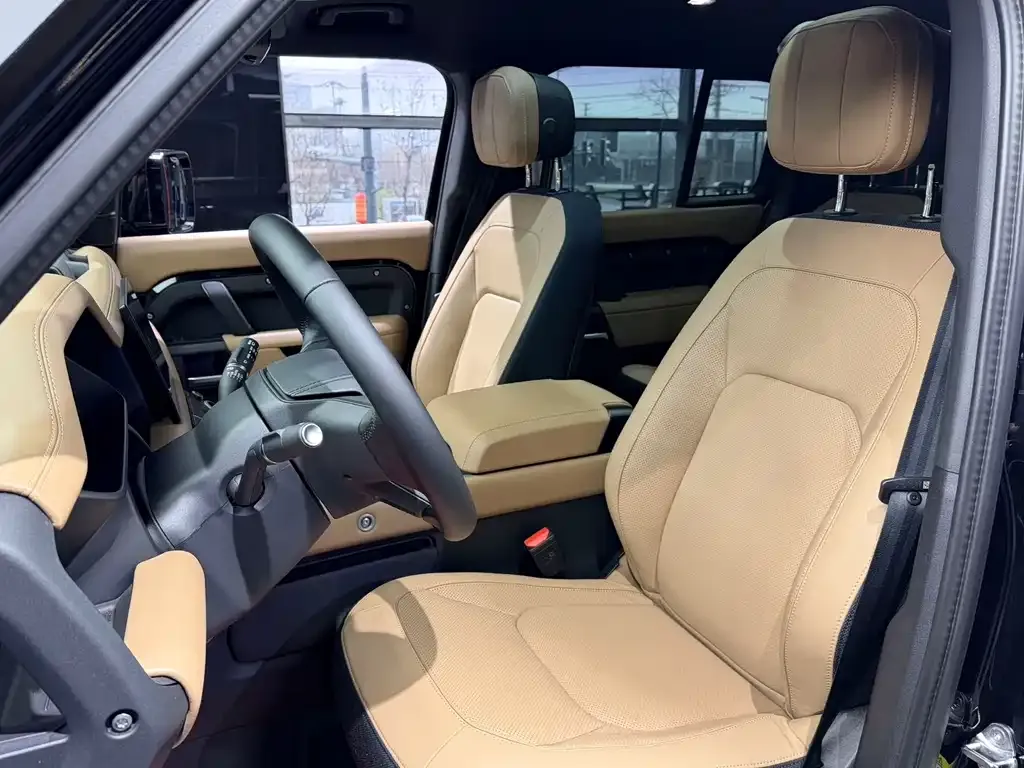 Land Rover Defender 2025 из CN, фото 6