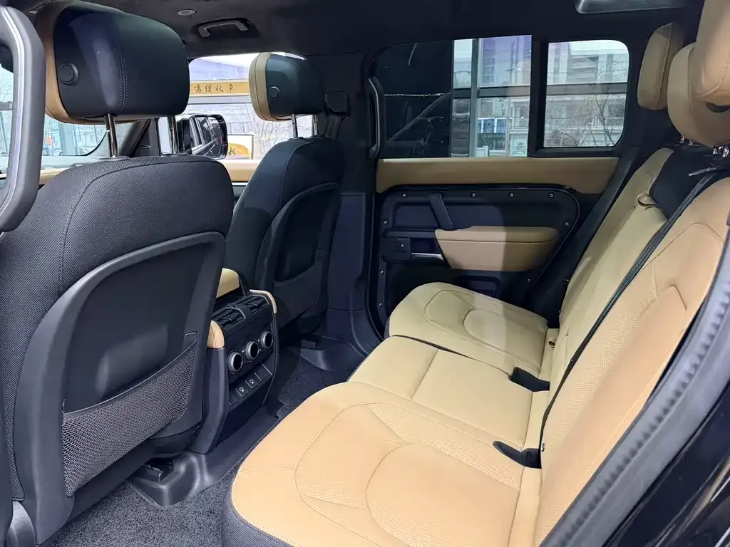 Land Rover Defender 2025 из CN, фото 10