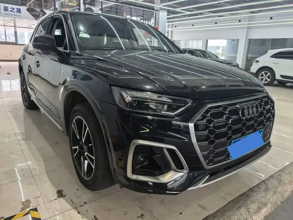 Audi Q5L 2021 из CN, фото 3