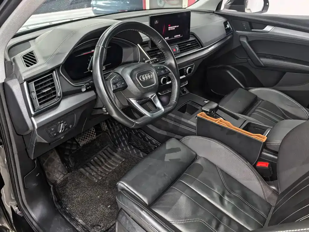 Audi Q5L 2021 из CN, фото 10