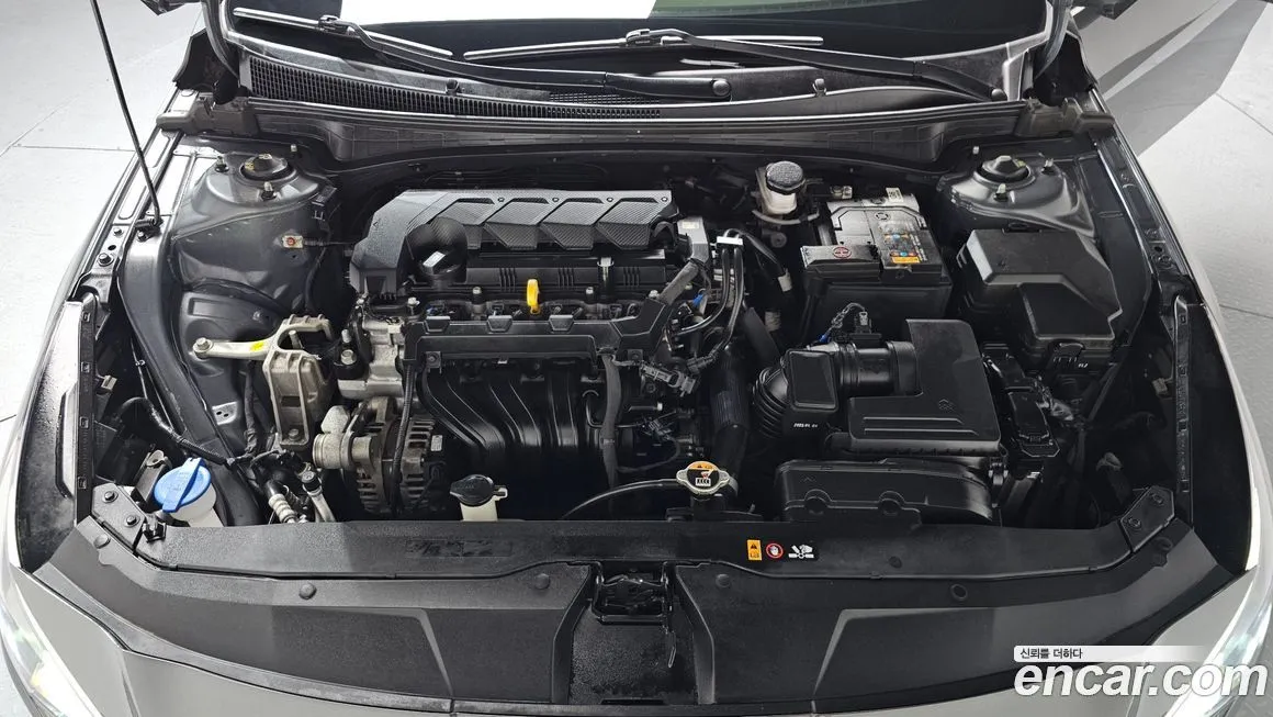 Hyundai AVANTE 2023 из KR, фото 9