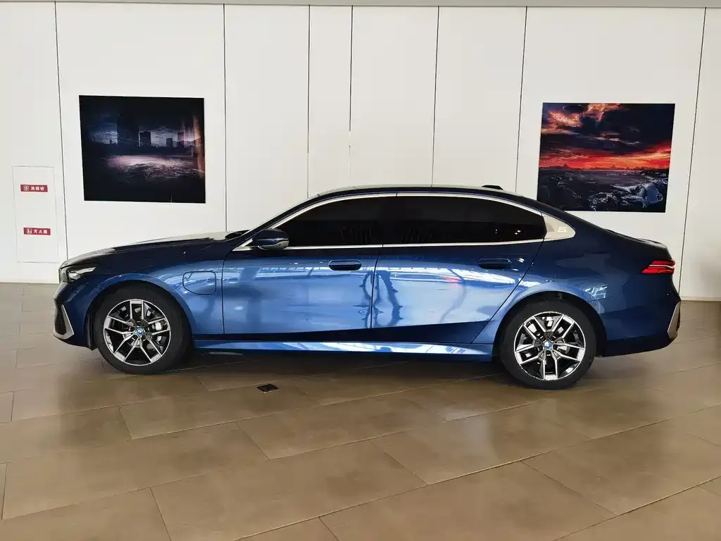 BMW i5 2024 из CN, фото 6