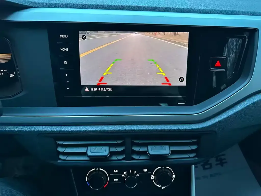 Volkswagen Polo 2024 из CN, фото 4