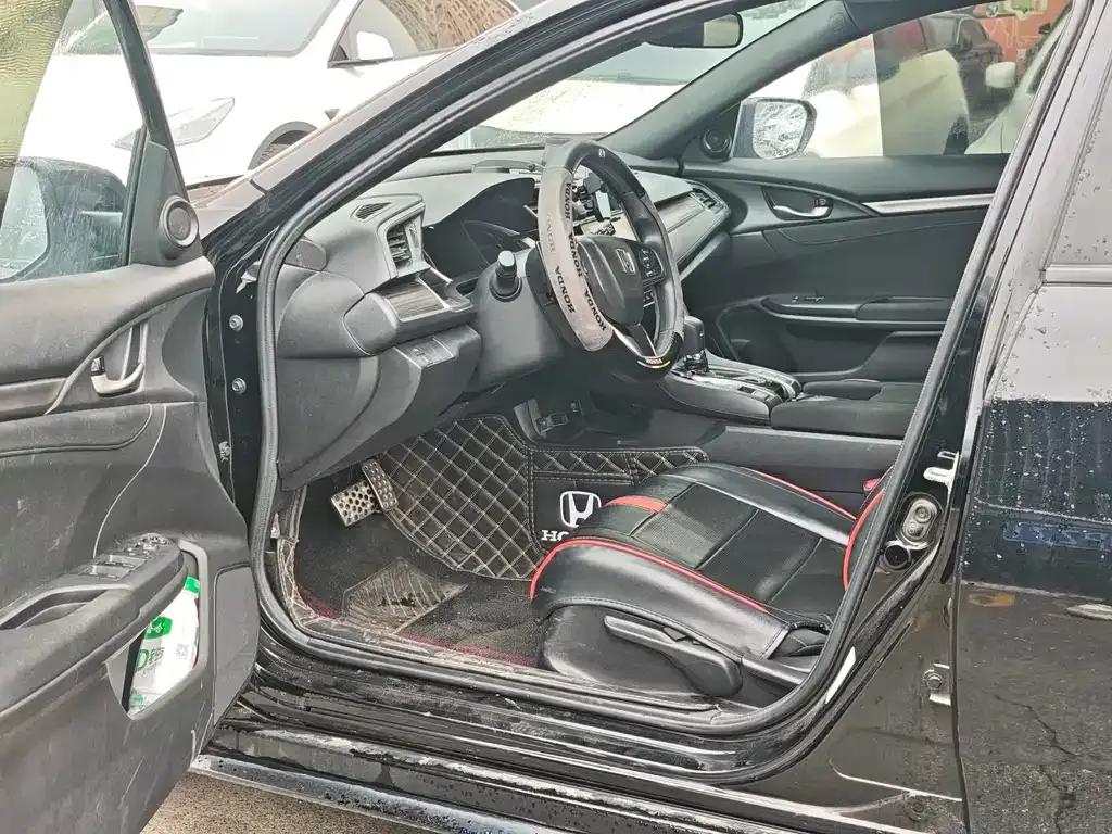 Honda Civic — фото 9