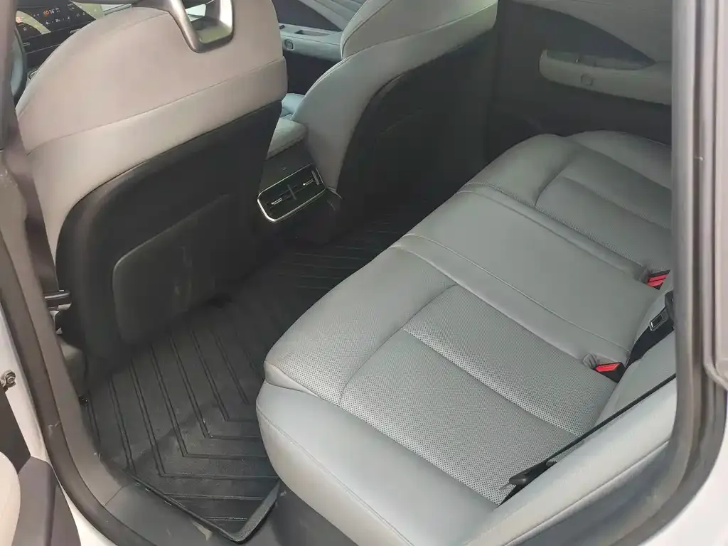 Nissan N7 2025 из CN, фото 4