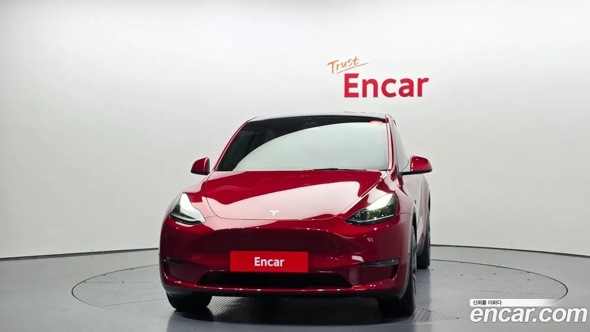 Tesla Model Y — фото 2