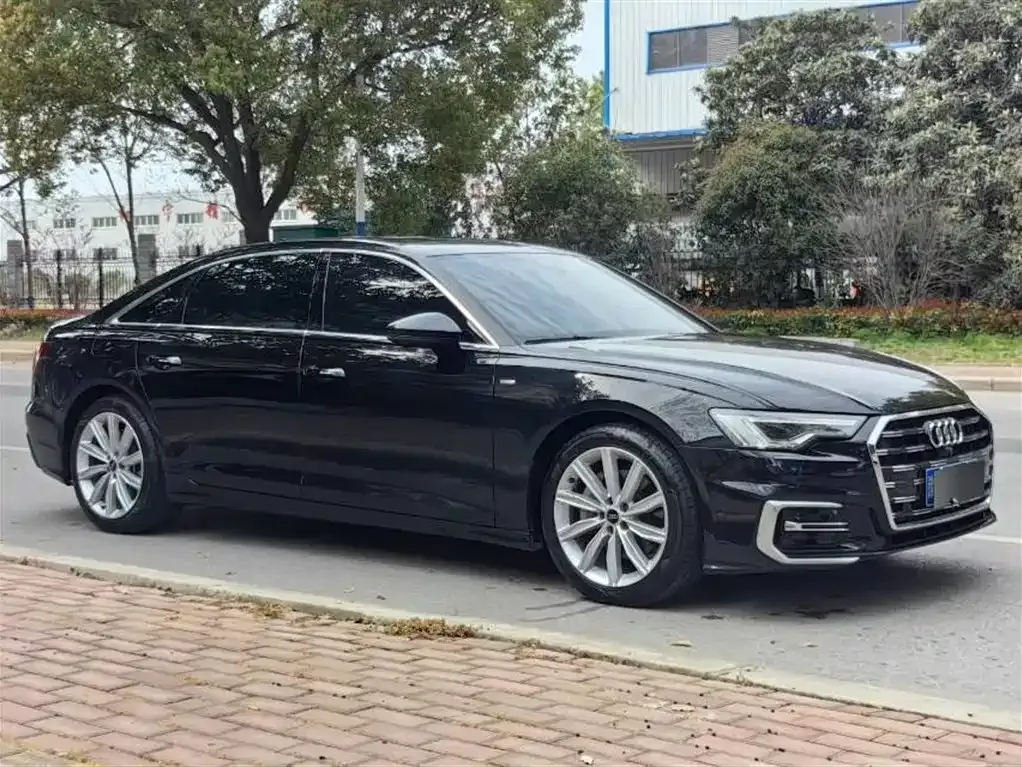 Audi A6L — фото 4