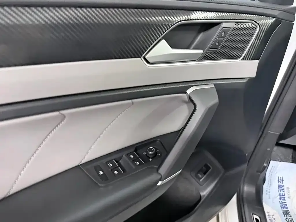 Volkswagen Tayron 2023 из CN, фото 10