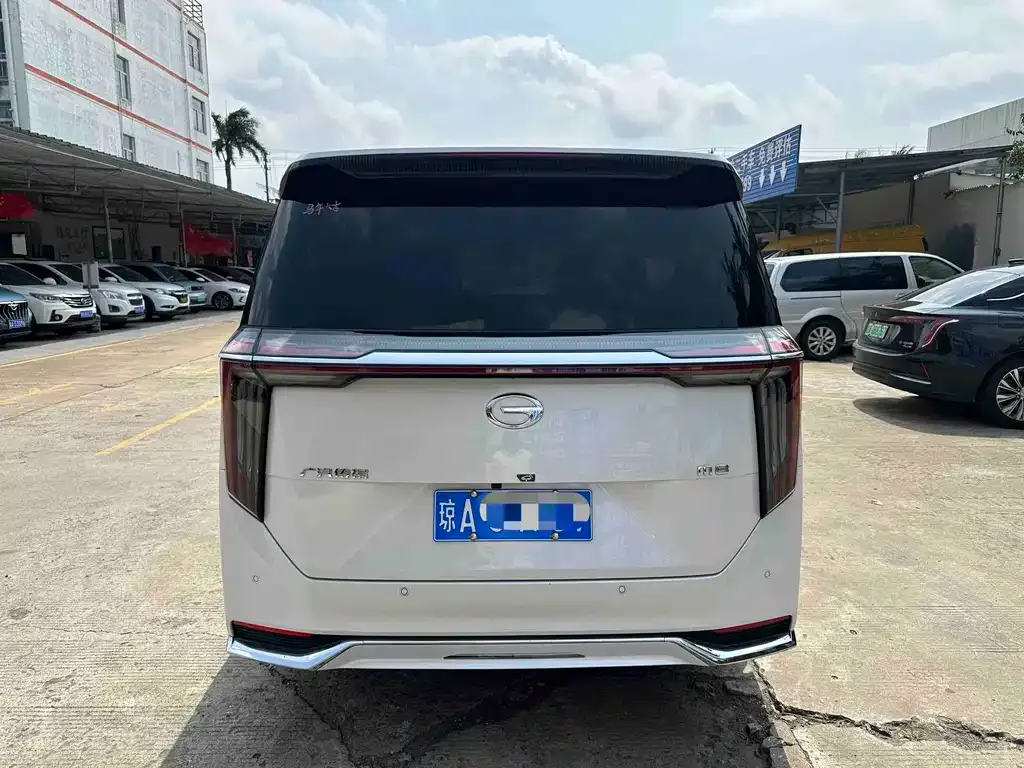 GAC Motor Trumpchi M8 — фото 8
