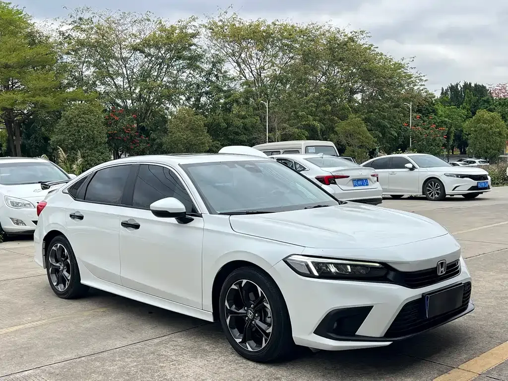 Honda Civic — фото 5